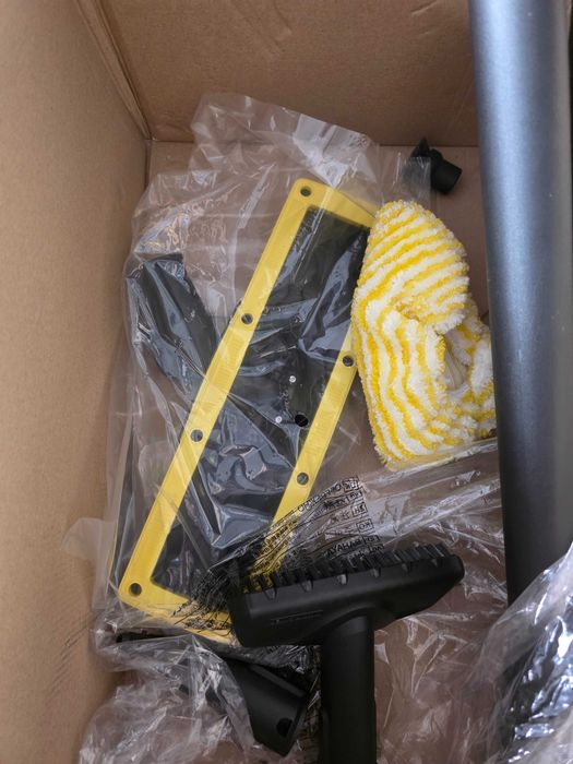 Aparat de Curatat cu Abur Karcher SC 3 EasyFix (1.513-650.0) 1L 1900W Alb/Negru