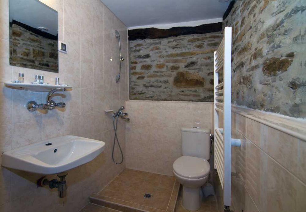 Продава се Къща в с. Стефаново, Област Ловеч - 626 кв.м за 750 €/кв.м - Снимка #8