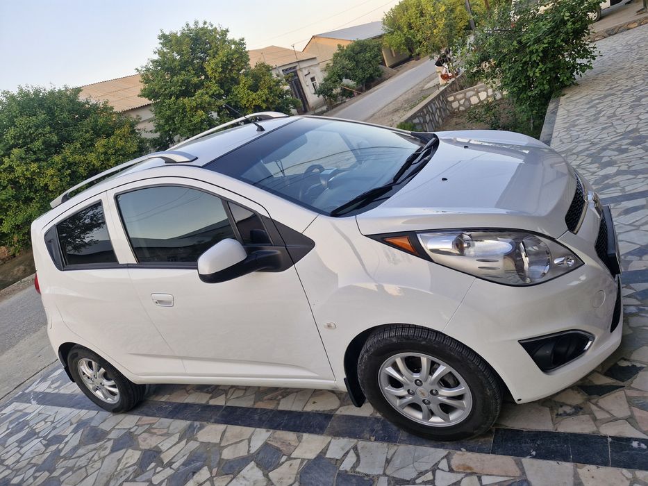 Chevrolet Spark 2017 — 2