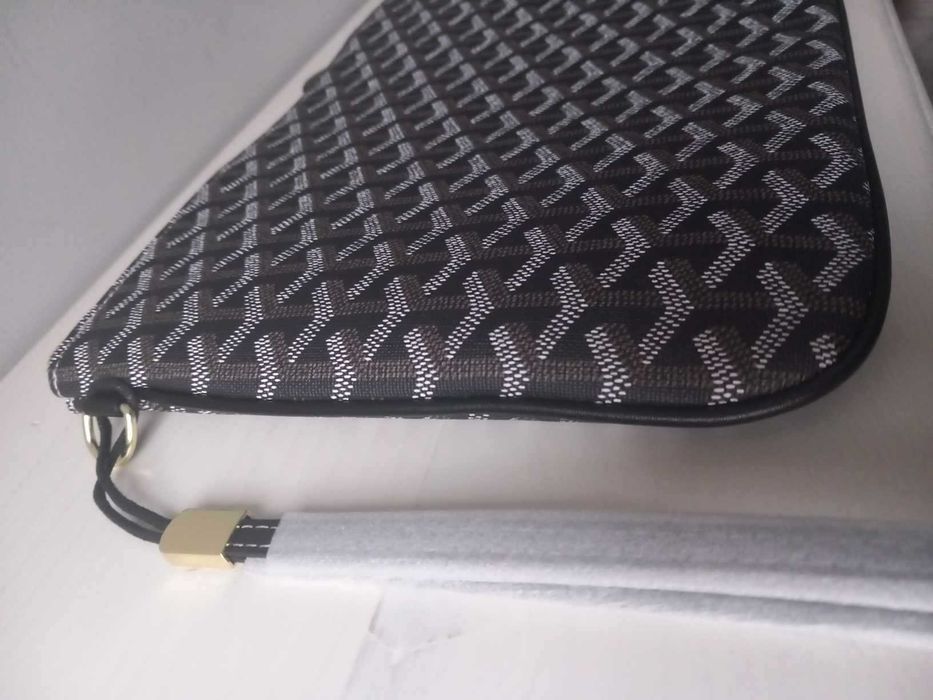 Clutch за iPad / кейс / чанта за лаптоп