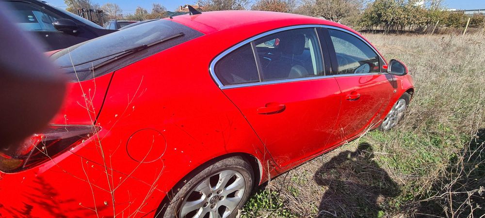 Opel insignia, на части.