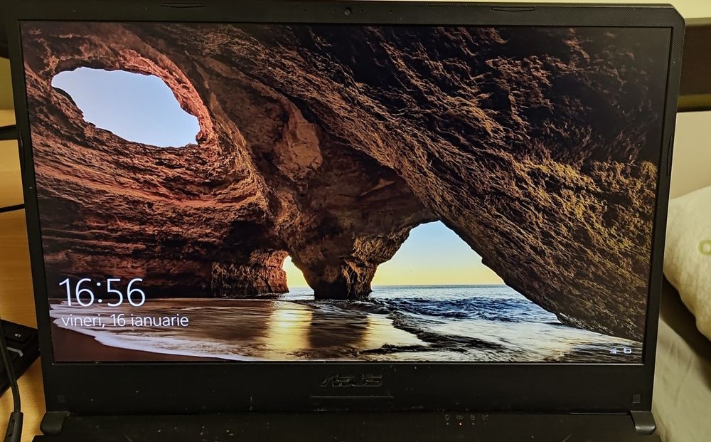 Laptop Asus FX705 Gaming