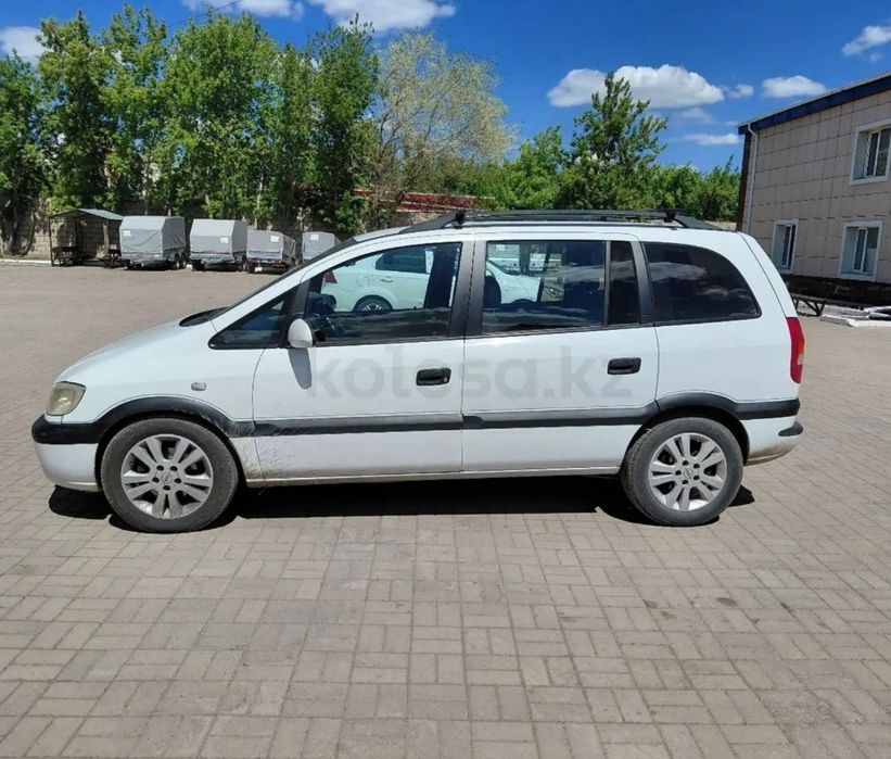 Только сегодня за 290000. Продам Opel Zafira A, 2002 г.в., белый