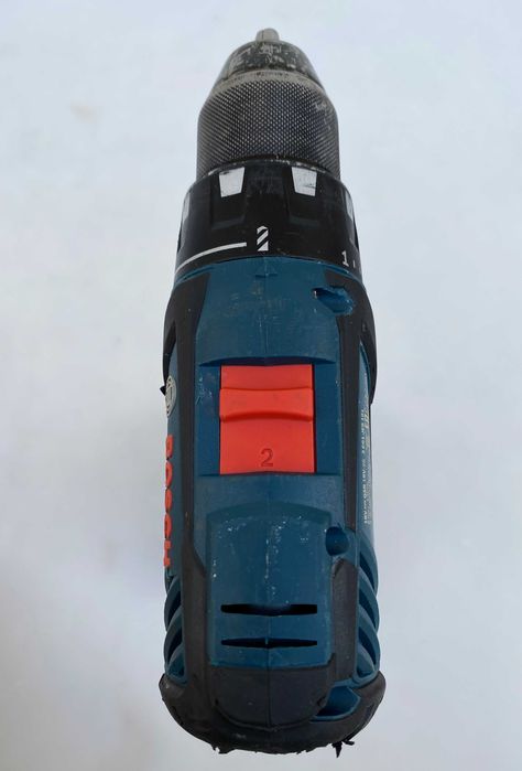 BOSCH GSR 18V-28 - Акумулаторен винтоверт 2x18V 3.0Ah