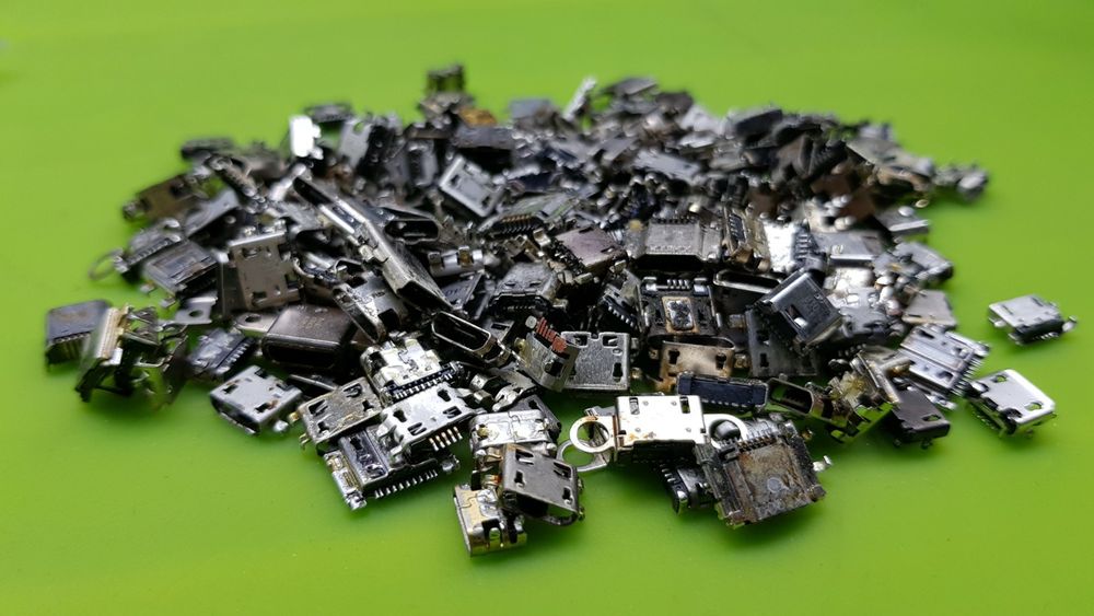 Service GSM-Laptopuri-Tablete Promedia Electronics Arad