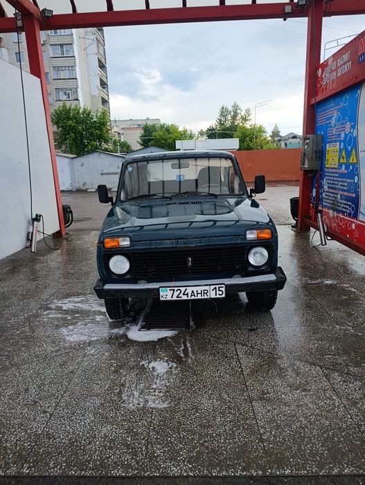 Продам ниву 21213