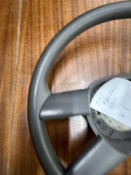 Волан за Vw golf touran passat 4 лъча без бег ном 1