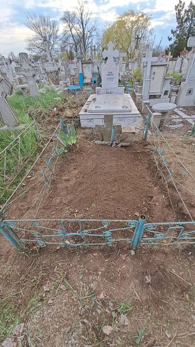 OFERTA! cimitirul Eternitatea Galati donez vand loc de veci.