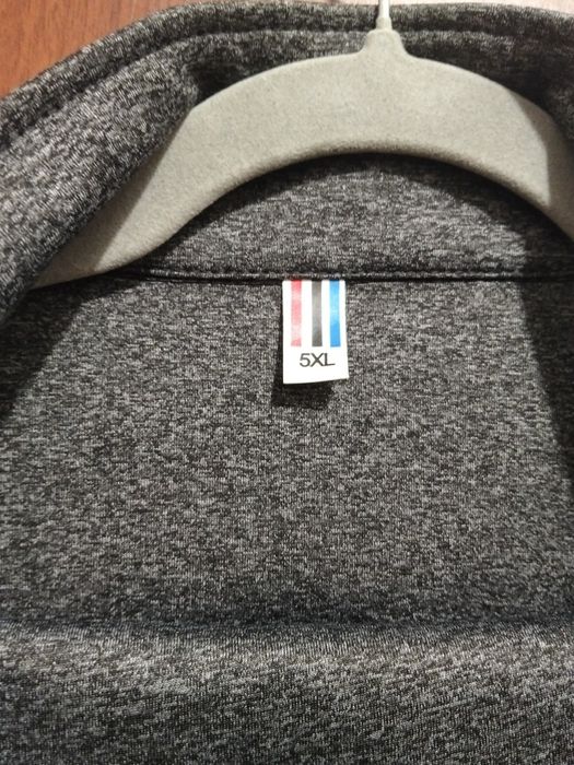 Продам  одежду  б/у