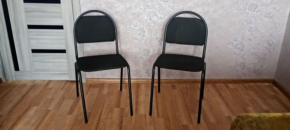 Продаются стулья