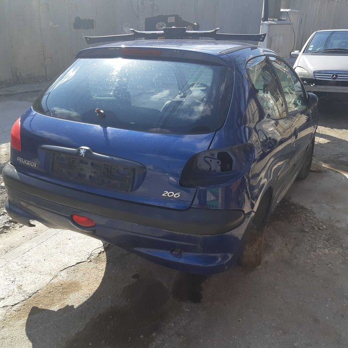 Пежо 206-останали части