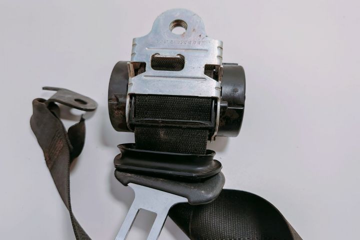 Centura de Siguranta  spate stanga 602143400 / F13155542 / N13128012