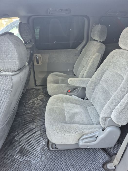 Продам авто! Kia carnival 2005.