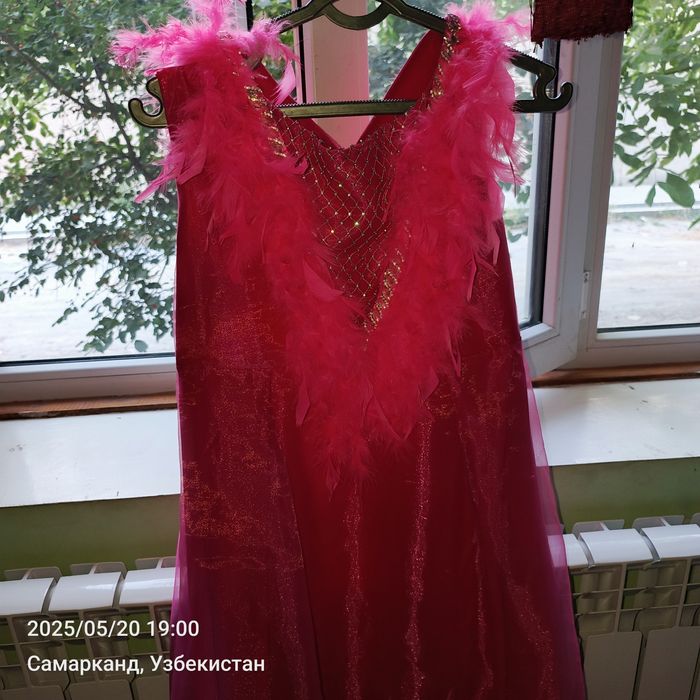 Вечерние платья сотилади