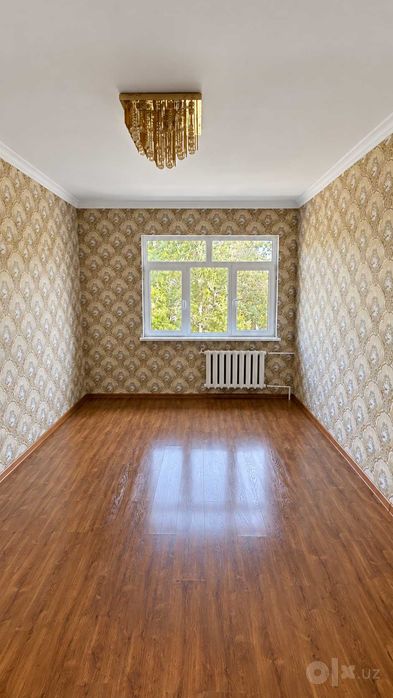 Chilonzor tumani 19 kvartaldan 4 xonali uy sotiladi!