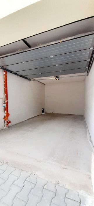 Дава се под наем Гараж / Паркомясто в Търговище, Център - 25 кв.м за 76.5 € - Снимка #3