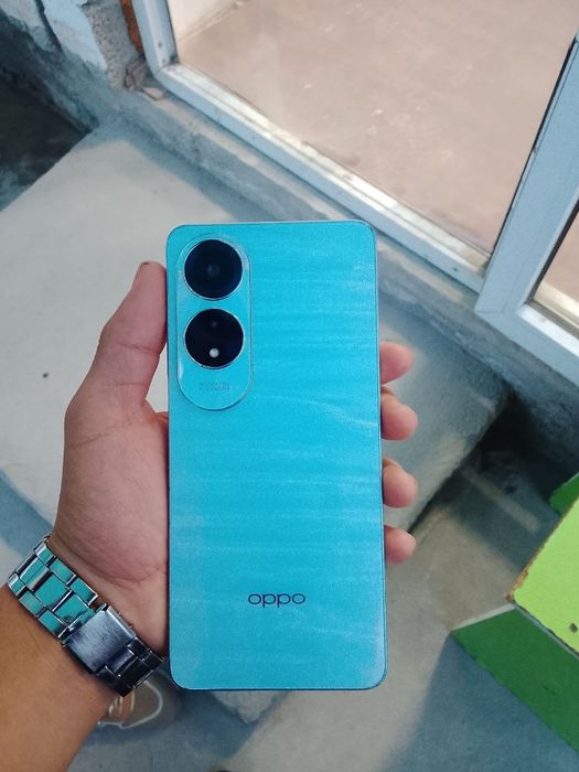 OPPO A60 xotira 128ga 8 holati ideal karobka bor