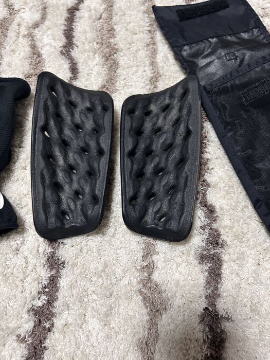 Кори на Nike и Футболни чорапи