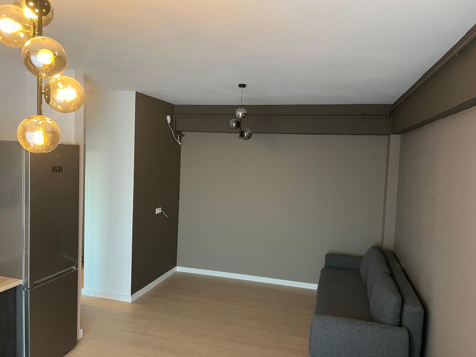 Direct proprietar inchiriez apartament