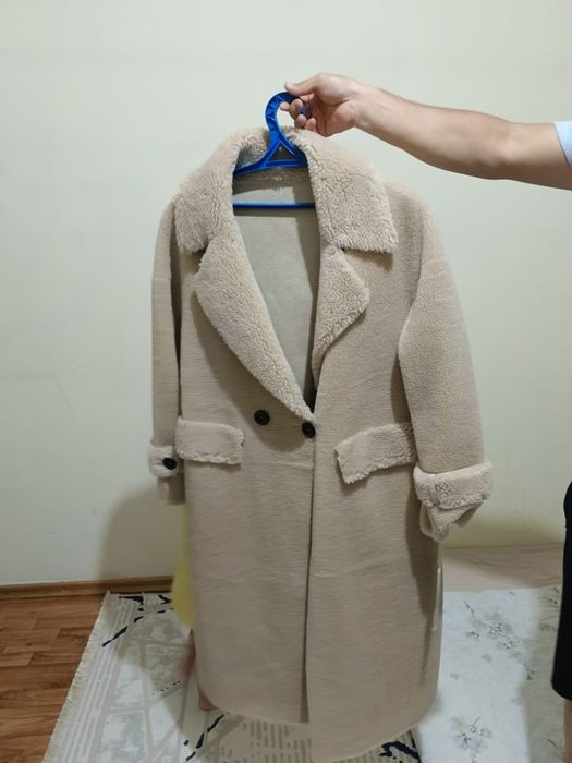 Продам пальто За все 30000тенге