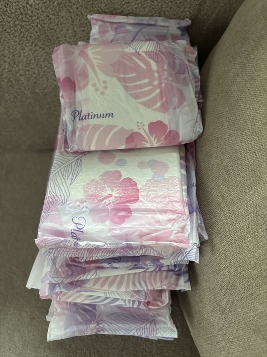 Vând absorbante always pt noapte !
