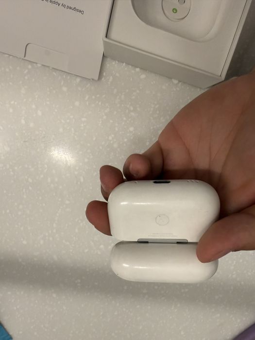 AirPods generation 2