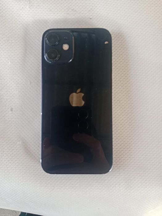 Продам айфон 12 мини