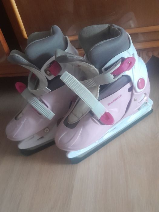 Продам коньки детские