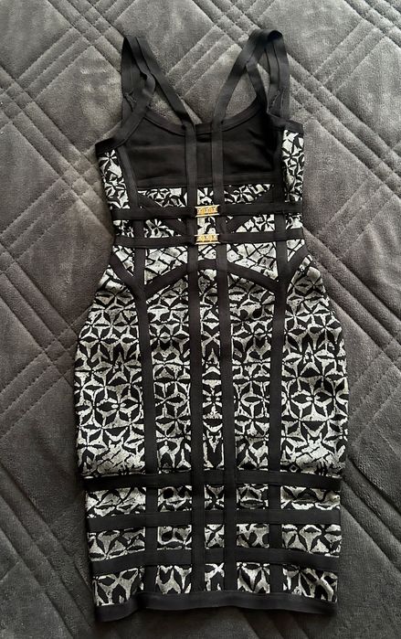 Стилни Бандажни  рокли