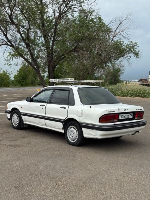 Mitsubichi Galant