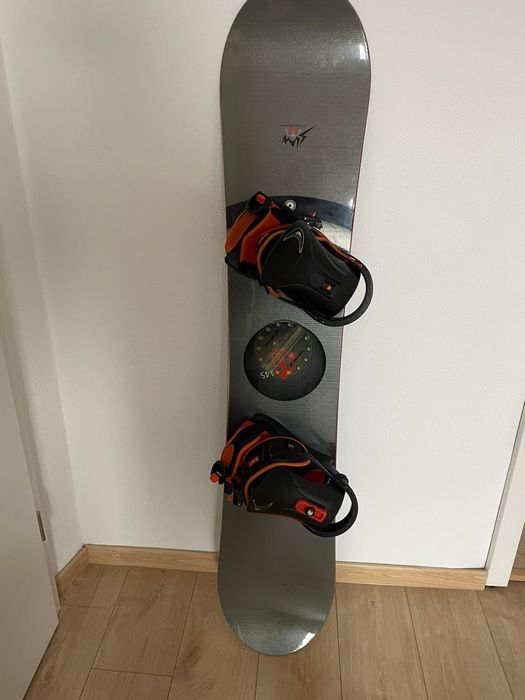 Vând placa snowboard