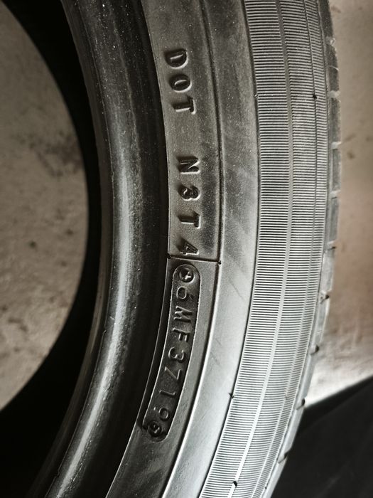 Гуми 225/55/19  TOYO