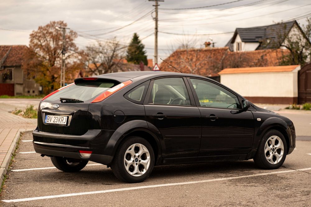 Ford Focus 2 1.6 benzina