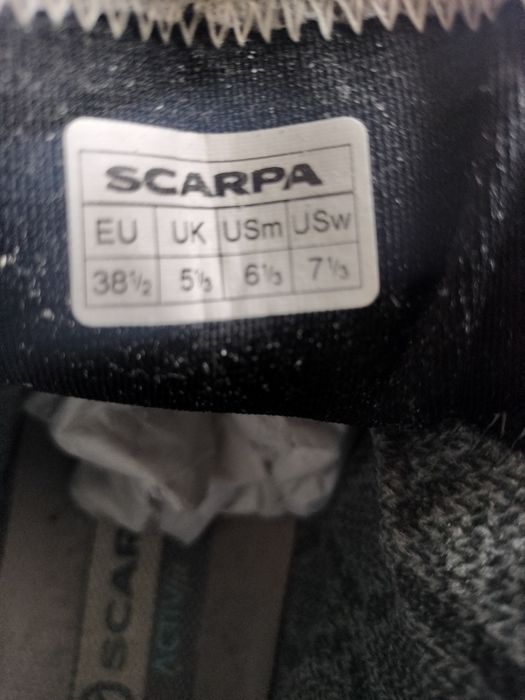 Обувки Scarpa 38 1/3