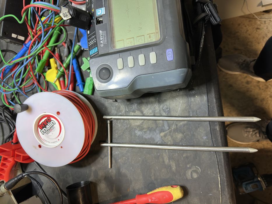 Уред за измерване на земно Chaovin Arnoux 6112F