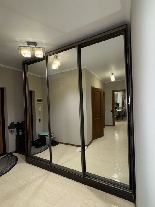 Продается шкаф в отличном состоянии