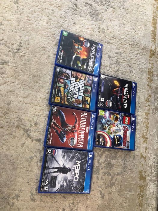 Продам PS4, 500гб