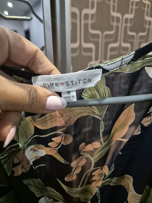 Рокля  за  повод