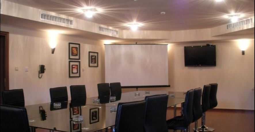 Продава се Хотел в Копривщица - 1000 кв.м за 680 €/кв.м - Снимка #6