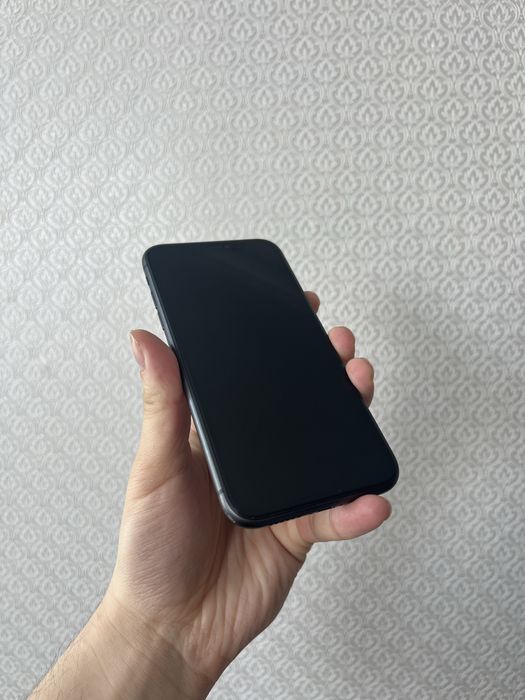 iPhone 11, 128GB, 75%