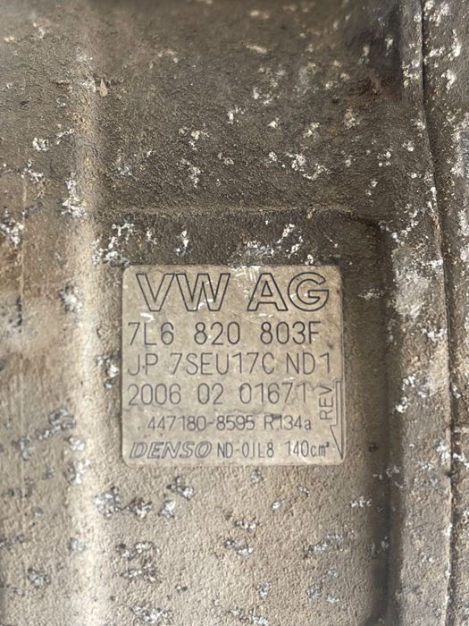 Compresor Ac Volkswagen Touareg 7P5, 7P6 2010 - 2018, Audi Q7 4Lb 200