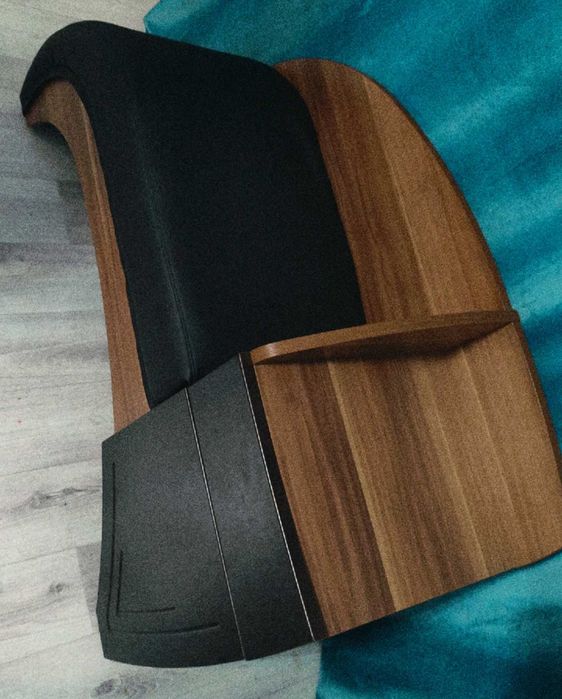 Банкетка в прихожую