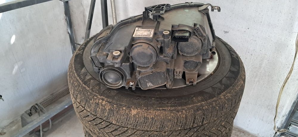 Ляв фар ауди а4 б8