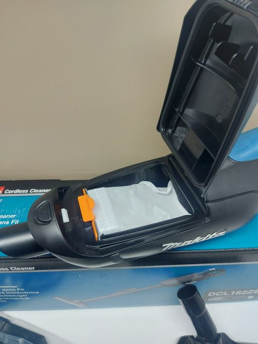 ПРОМОЦИЯ.Нова акумулаторна прахосмукачка Makita DCL182Z