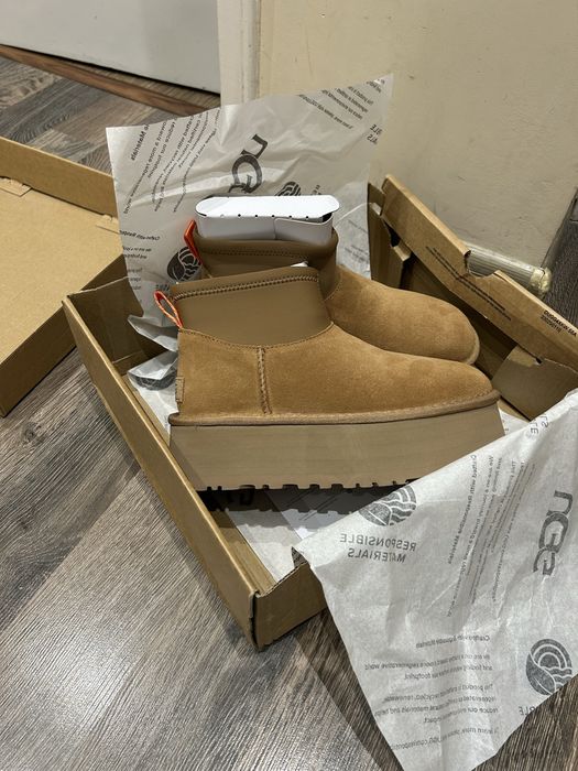 НОВИ UGG mini dipper НОВИ