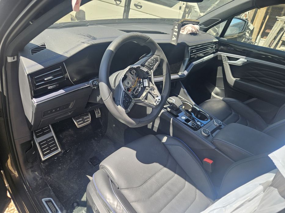Vw Touareg 3.0 eHybrid 462к.с. На части