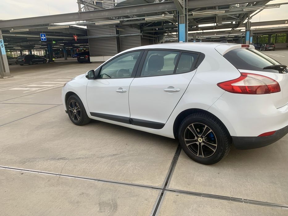 RENAULT Megane 2012 — imagine 2