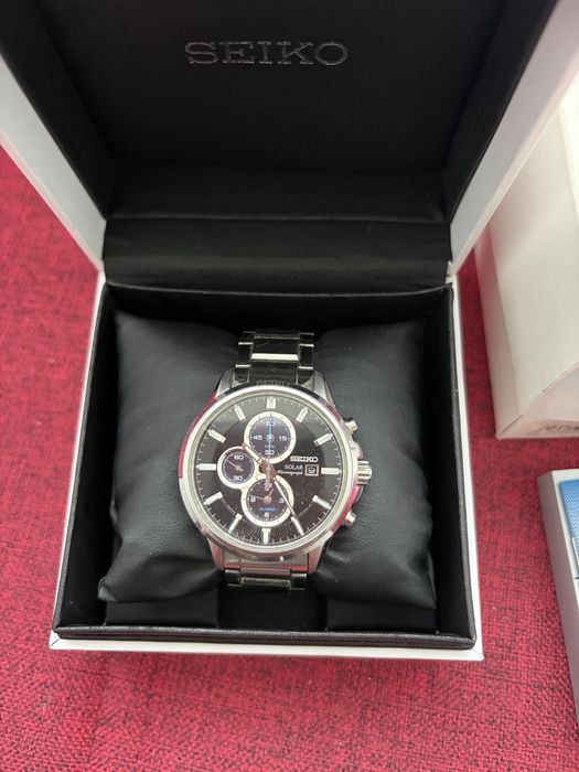 Seiko solar proprietar