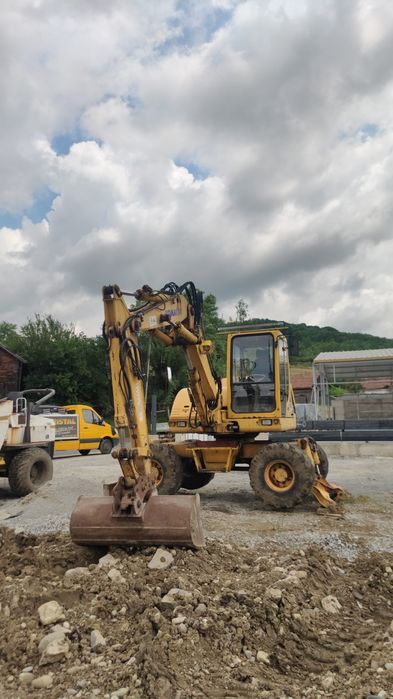 Komatsu PW 110R  (12T)