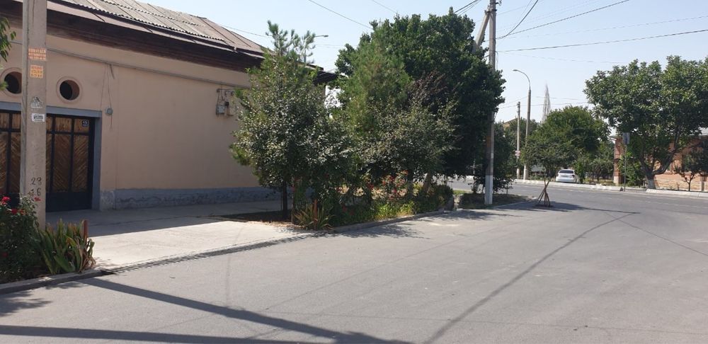 Продается участок под нежилой комплекс